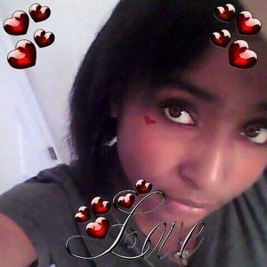 Meet your Posher, Caitlyn